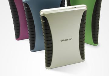 Портативные накопители Memorex Essential TravelDrive не выскальзывают из рук